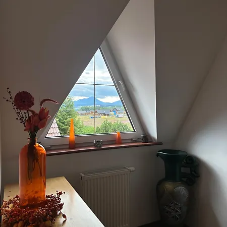 Hébergement de vacances Parizovce With Swimming Pool And Mountain Views *