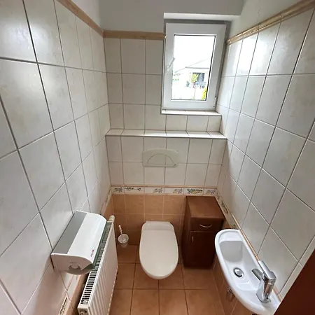 Parizovce With Swimming Pool And Mountain Views Hébergement de vacances *